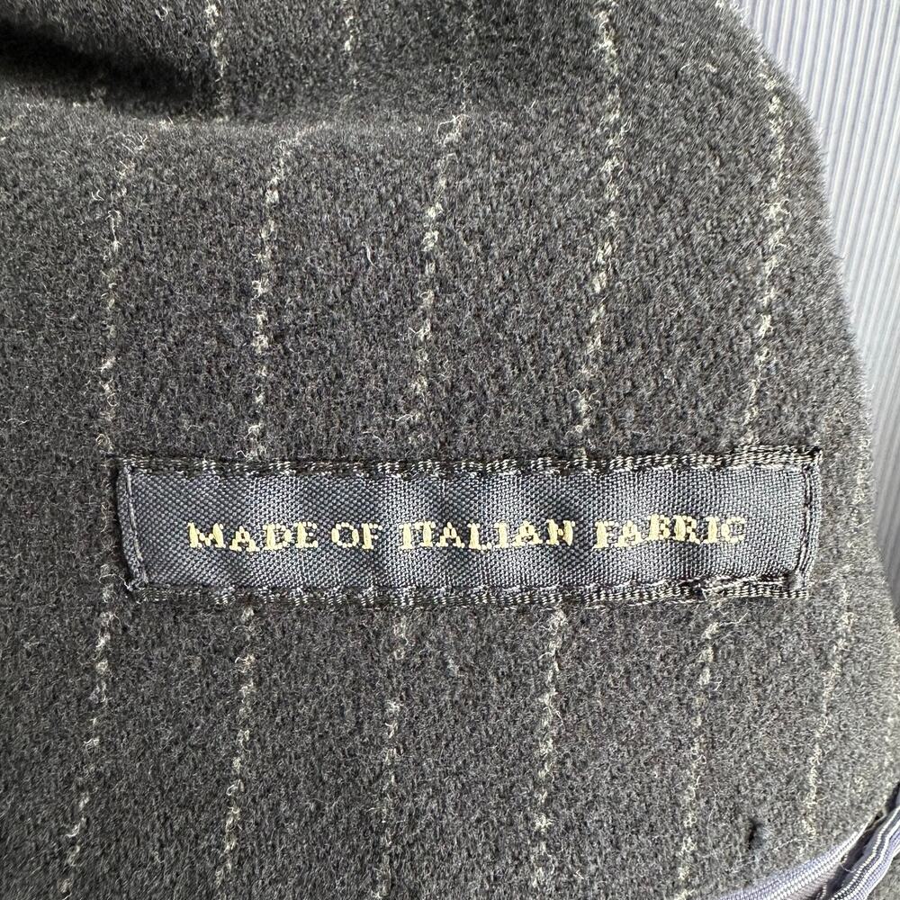 Banana Republic Tailored Fit Navy Pinstripe Blazer Sport Coat 40R Italian Fabric - Picture 8 of 9